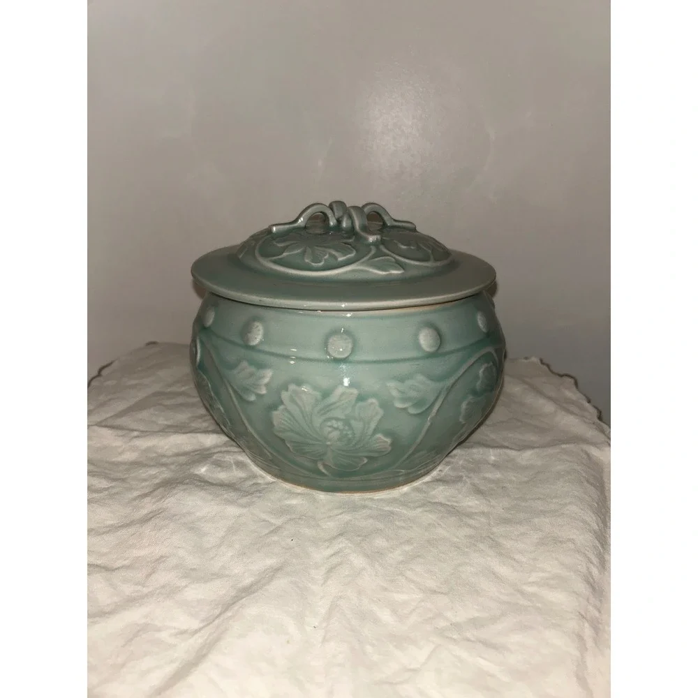 Vintage Korean Celadon Ginger Jar Lidded Ceramic Floral Relief Green Pottery